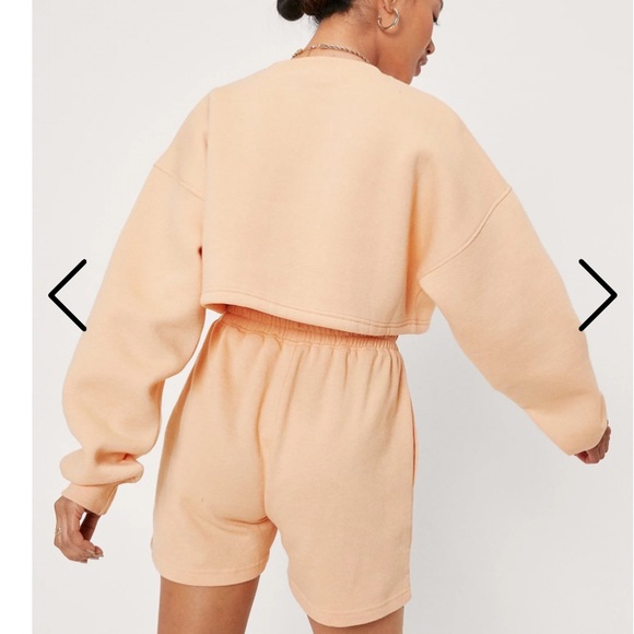 NWT Nasty Gal Cropped Crewneck Sweatshirt - Picture 3 of 3